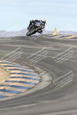 media/Nov-16-2025-Race Pace (Sun) [[8c5fa54630]]/Verified Riders/1-Turns 9 and 10 (925am)/